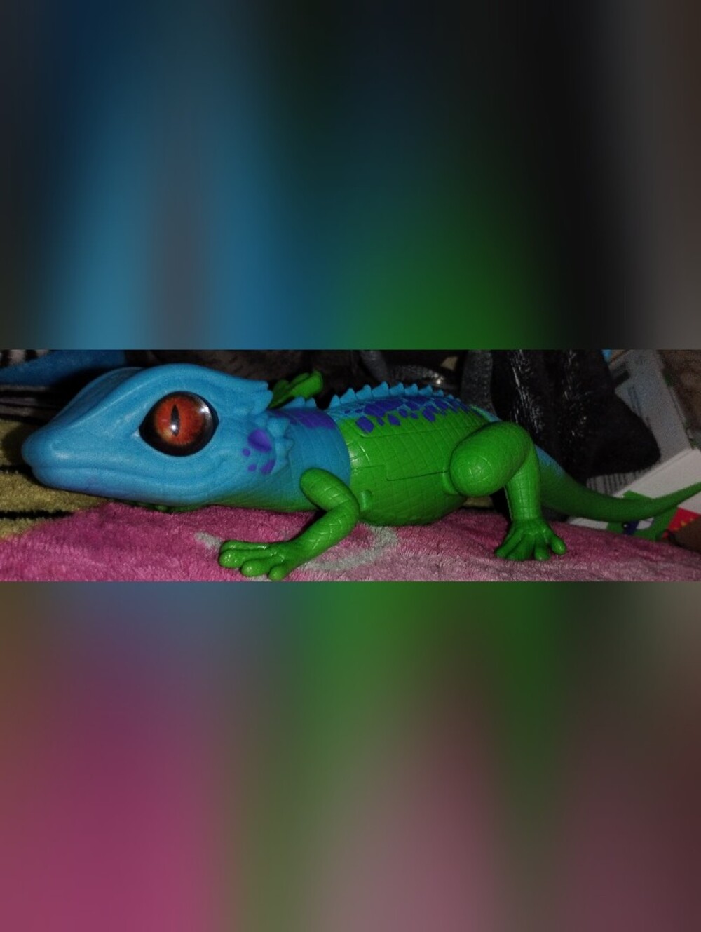 Kids' Blue and Green Interactive Lizard Toy